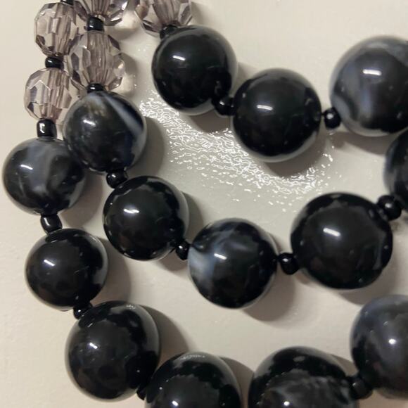 Layered Choker Round Black Swirl Beads Faceted Clear Crystal Vintage 3 Strand - Picture 3 of 6